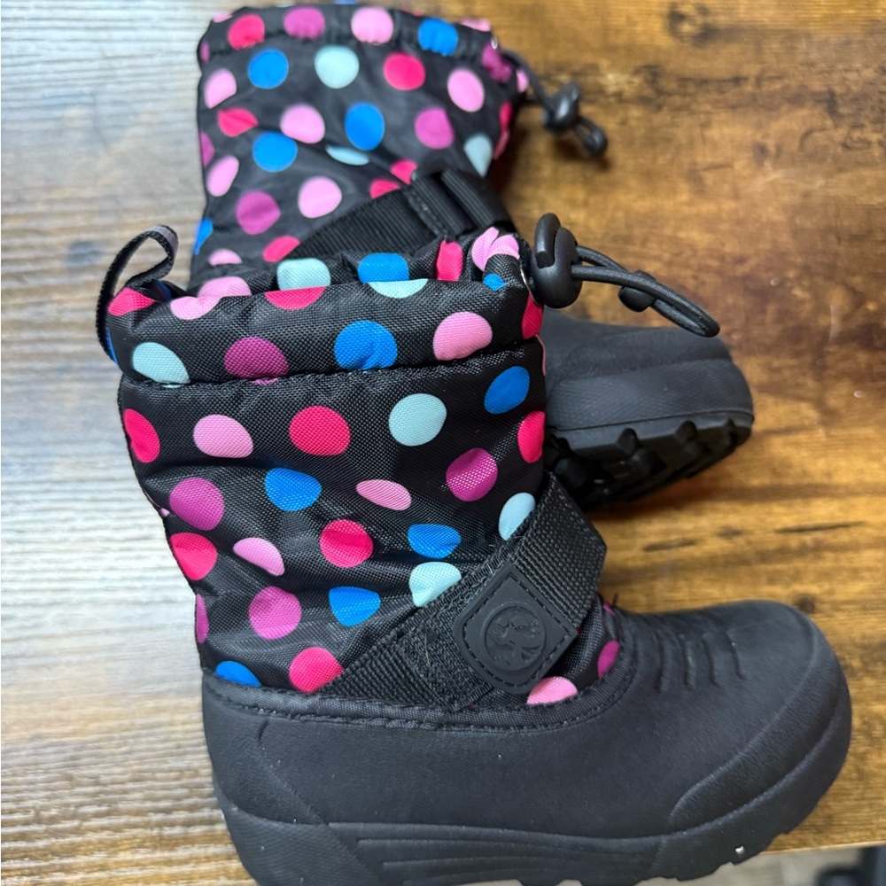3M Thinsulate Polka Dot Boots - Black, Pink, Blue. Northside